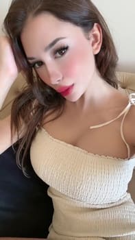 Su Yeloglu sexy