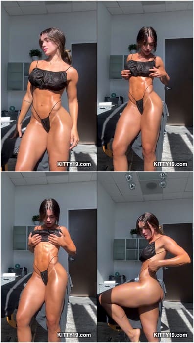 Gaby de Paula tits and pussy in sexy black lingerie. Model and instagram slut posing on leaked video for her fans! WOW!
