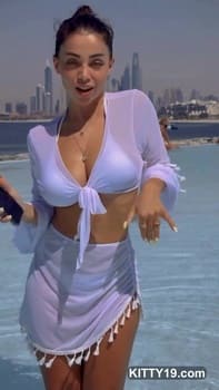 Meri Babayan model