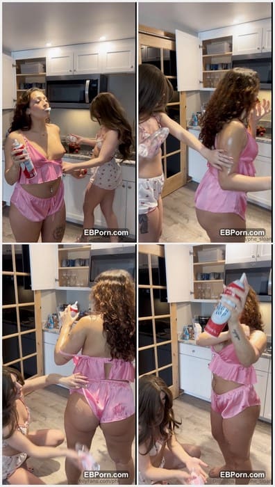 Julianaxxcam porn leak video with her sexy tits and amazing body. Hot slut with her pretty lesbian friend on full leak.