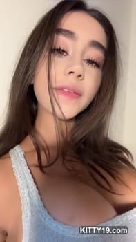 Sajjal Hussain tits