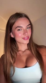 Caitlin Carmichael pussy