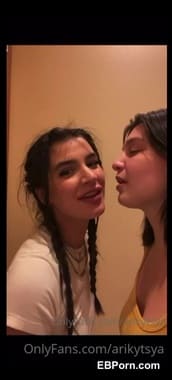 Babyfayfe-Fayekytsya hot