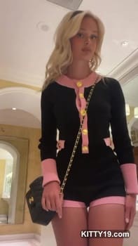 Carolina Marie topless