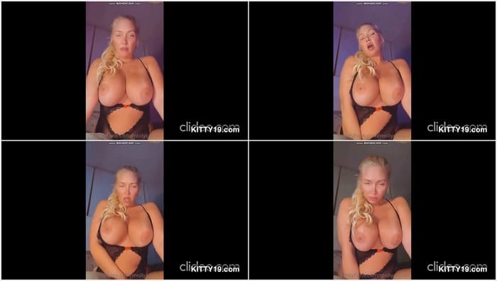 Molly Moffat nude leaks