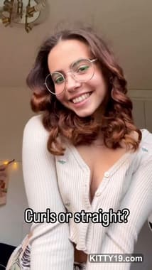 Nicole Vachevski naked