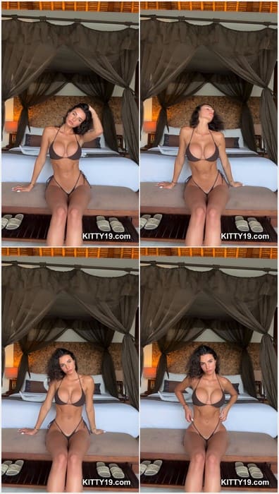 siennaliara topless