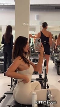 Shayna Caresse porn