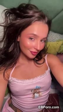 Phe Sloan hot