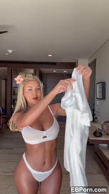 Eve Gale onlyfans